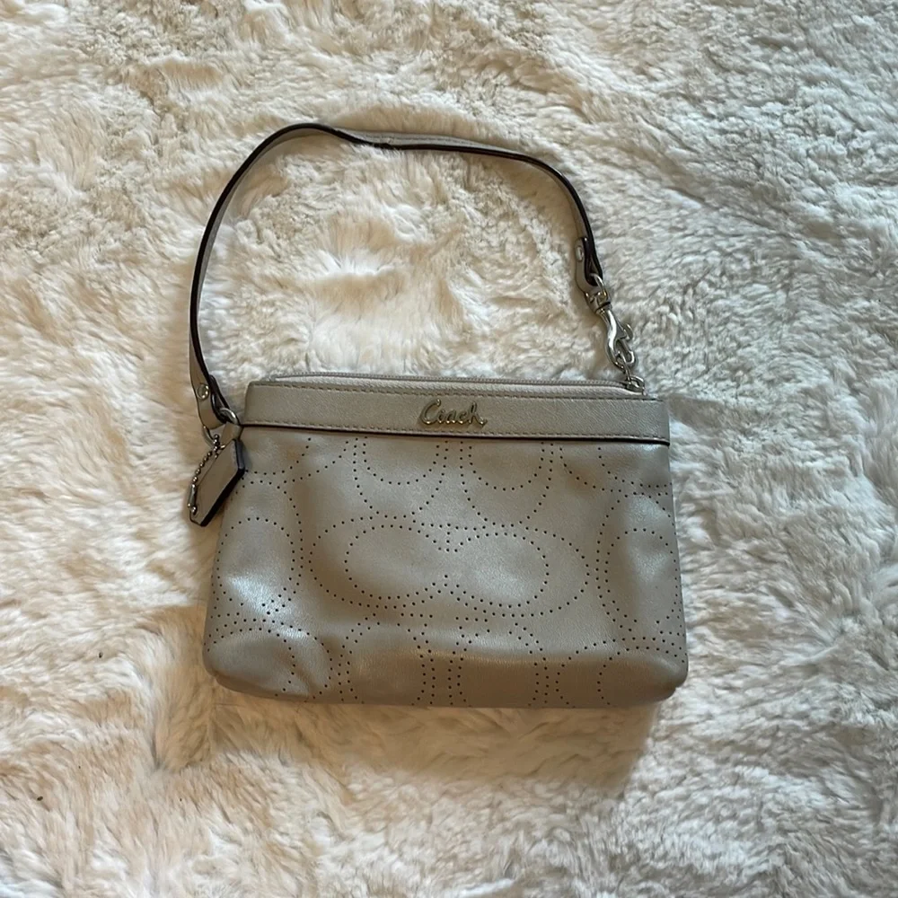 Small bag - Picture 1 of 3